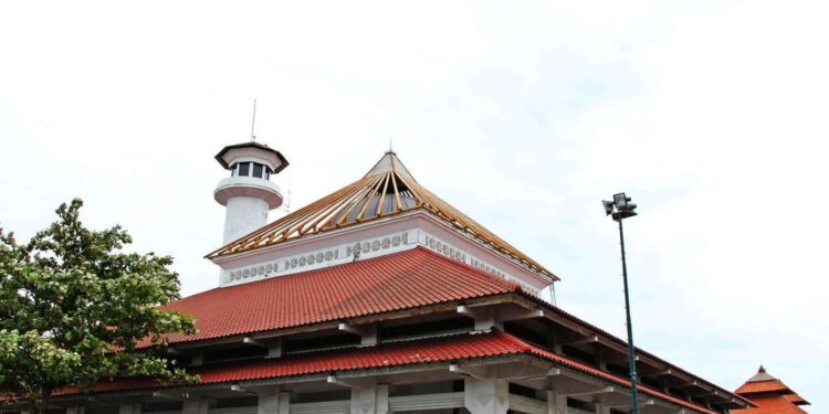 Masjid Ampel, Masjid Tertua di Surabaya yang Jadi Ikon Religi dan Sejarah
